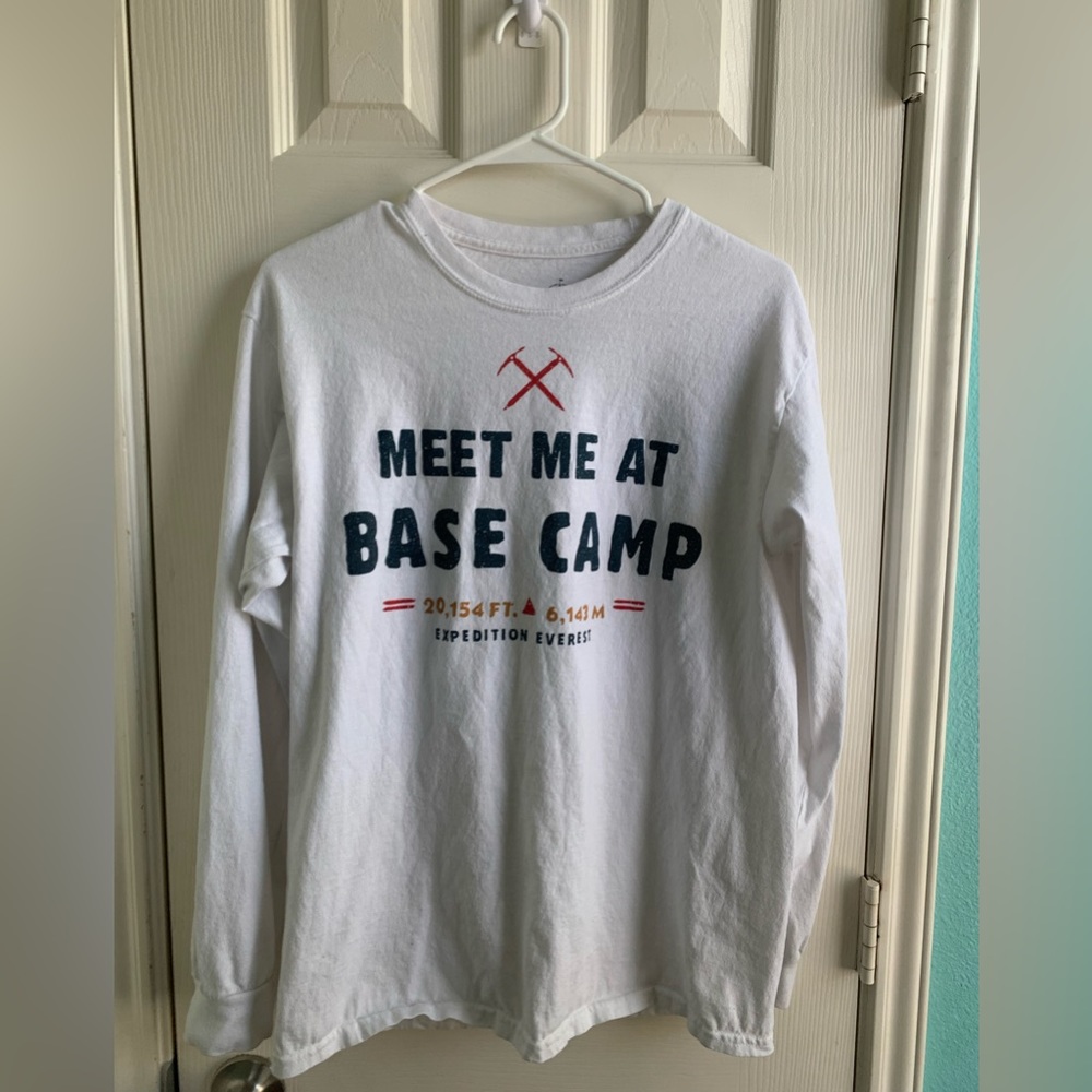 Disney Expedition Everest Long Sleeve T-Shirt Size Medium Unisex